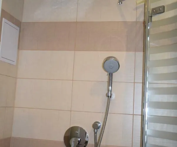 Tiva Downtown Apartman *